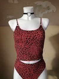 Image 2 of Cotton Tops Leo