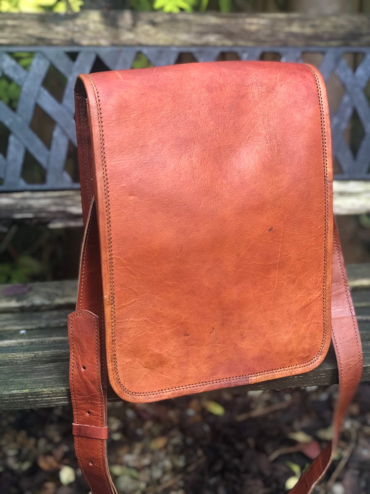 Image of 11”x9” - iPad-Size #5 Handmade Leather Bag/Plain Front