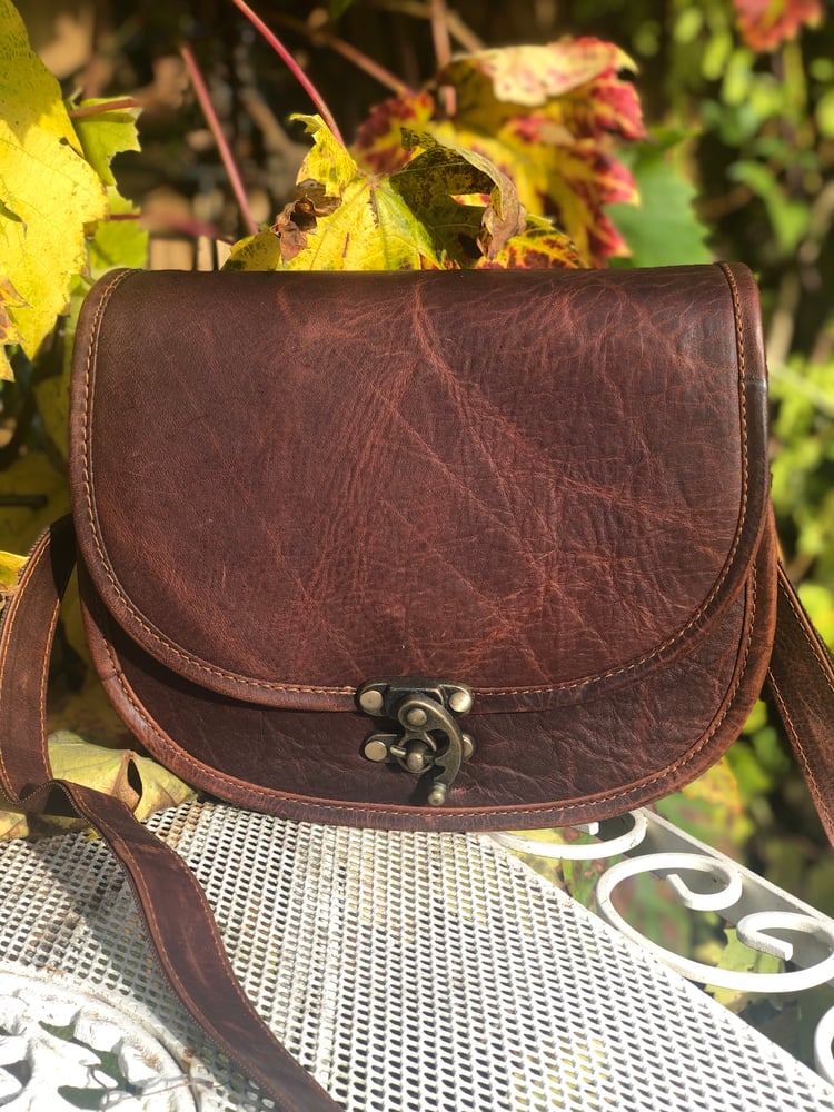 Image of Handmade Rustic Buffalo Leather Saddle Bag - Curly Lock