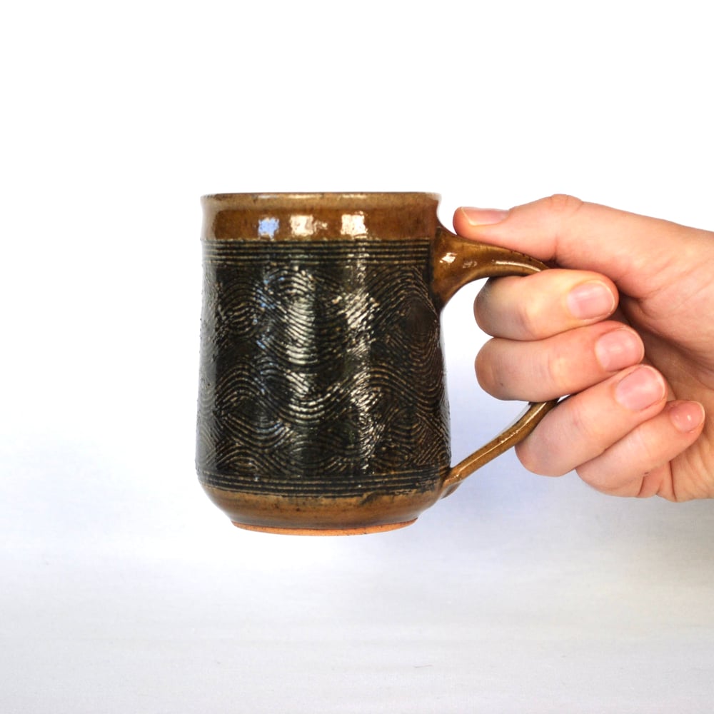 Wavy Mugs