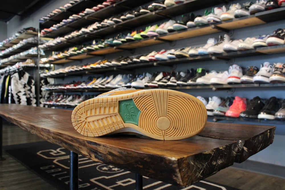 SB DUNK LOW PRO "SAFARI" *USED*