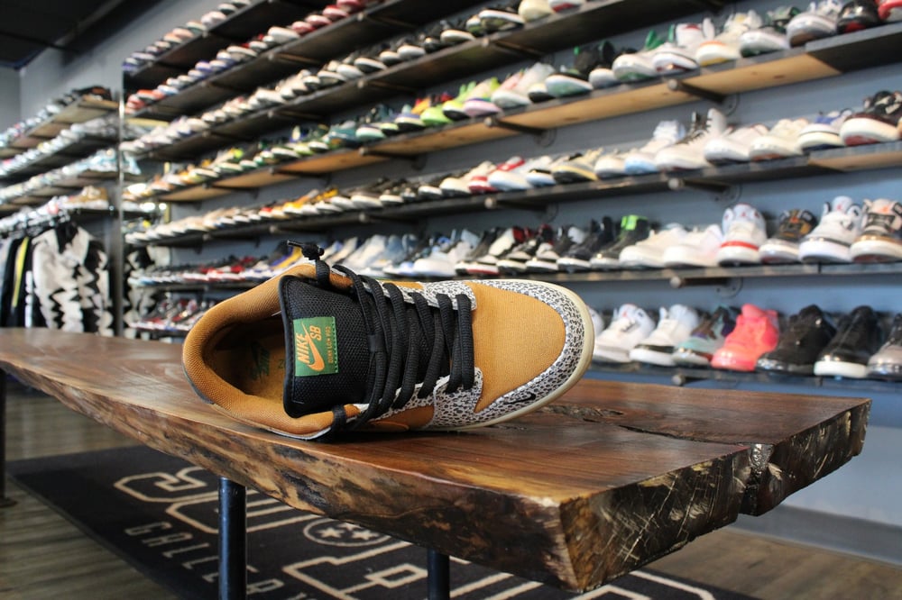 SB DUNK LOW PRO "SAFARI" *USED*