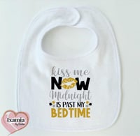 NEW YEAR BIB