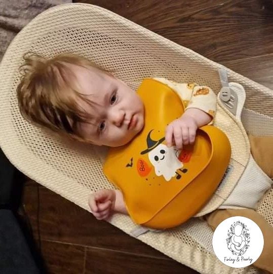 WEANING: Halloween Silicone Bib