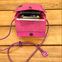 Image 5 of Cartera de cuello rosa