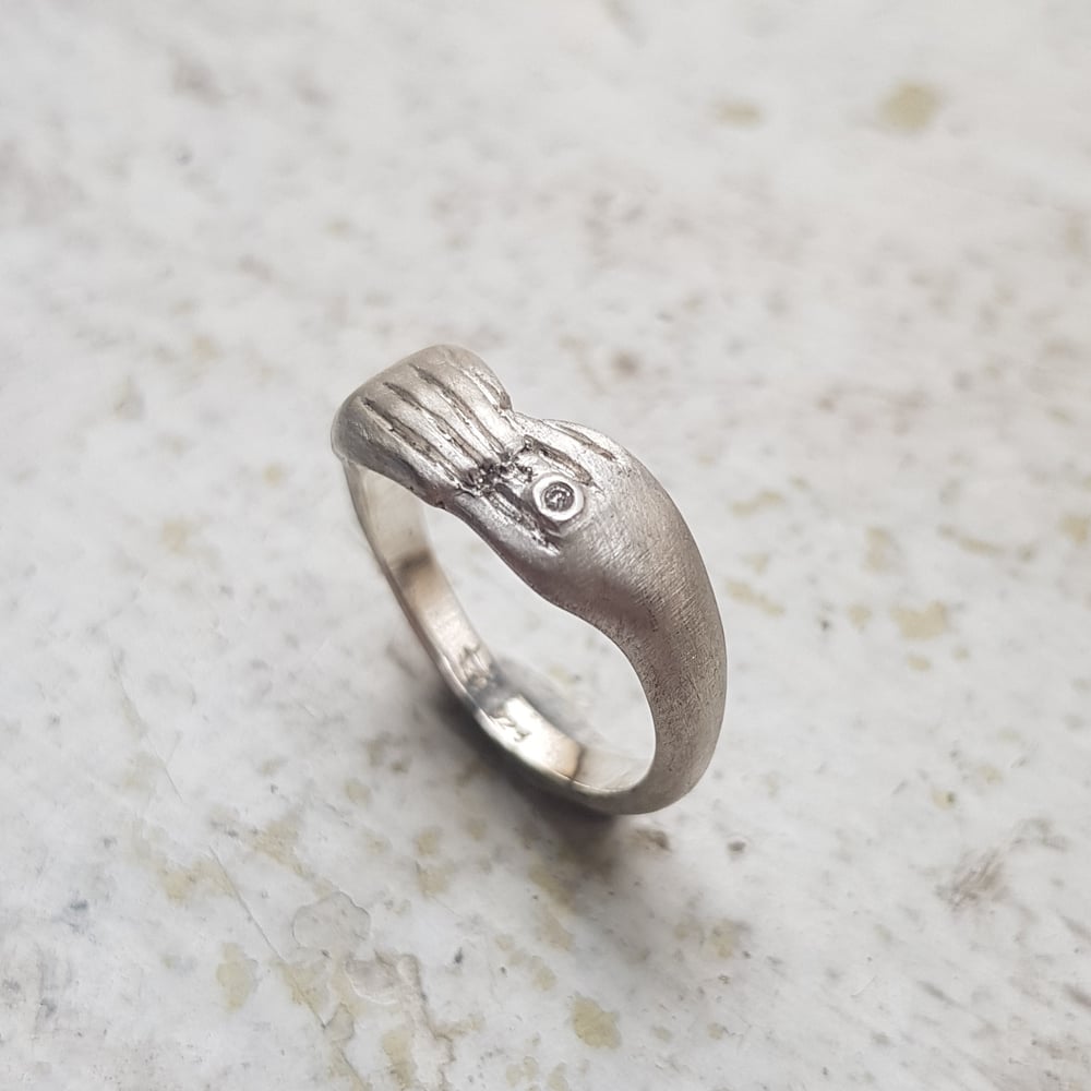 Image of Embrace Diamond ring