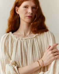 Image 4 of Collar Luna