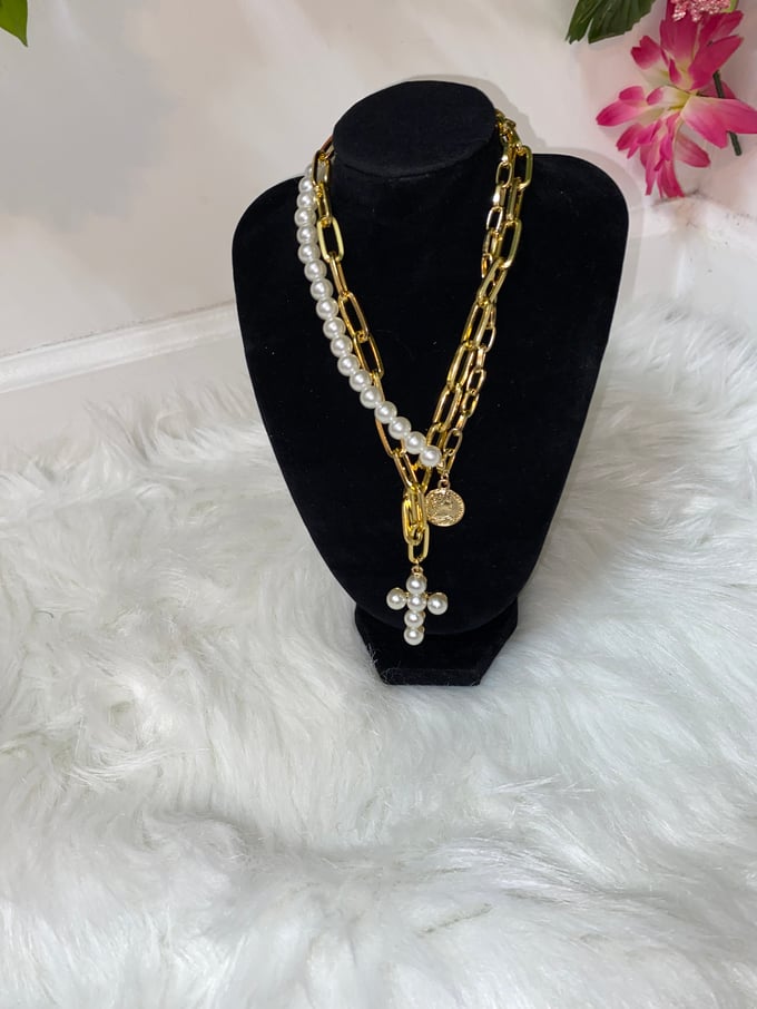 Image of Pearl & Chain Cross Pendant 