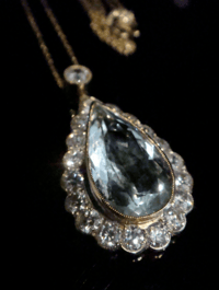 Image 1 of Modern 18ct yellow gold natural aquamarine 4.75ct & diamond 1.66ct drop necklace
