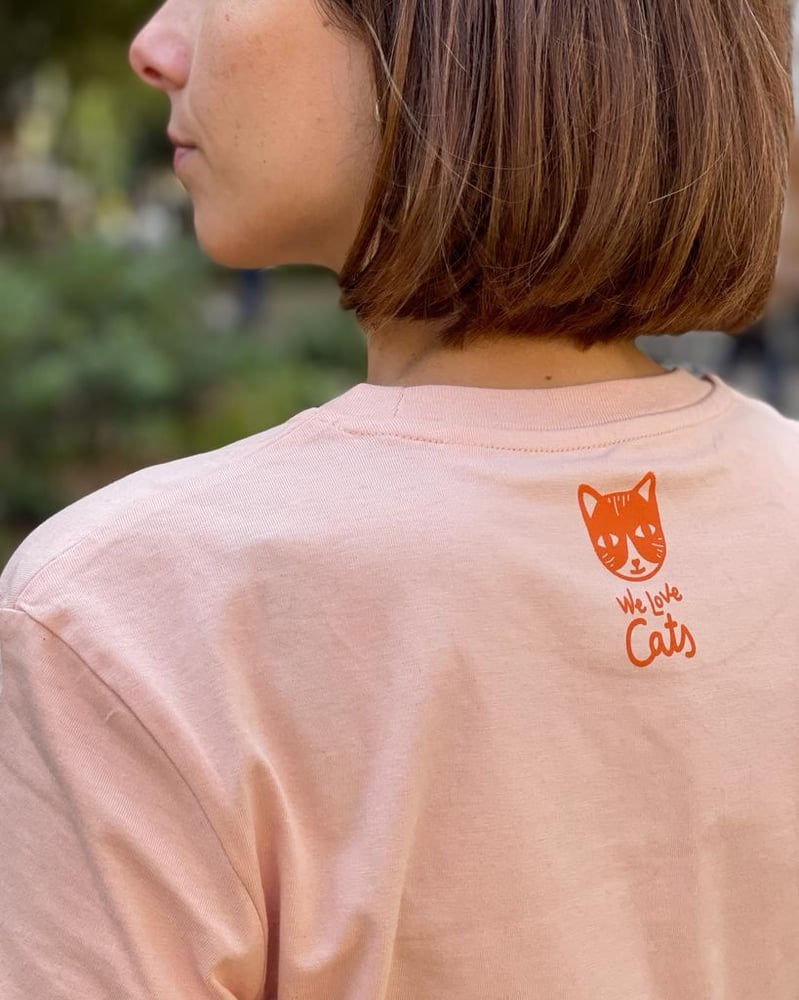 Image of Camiseta "Felinist" melocotón 