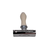 Image 2 of Safety Razor SF4