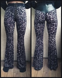 Image 2 of Flared leopard pants, S/M