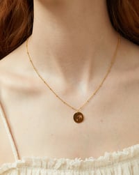 Image 2 of Medalla Golondrinas