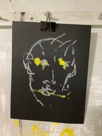 Image of Yellow face 01 