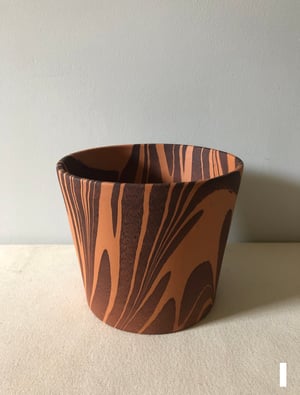 Image of MARBLED Pot - Medium / Brown
