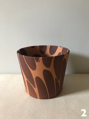 Image of MARBLED Pot - Medium / Brown