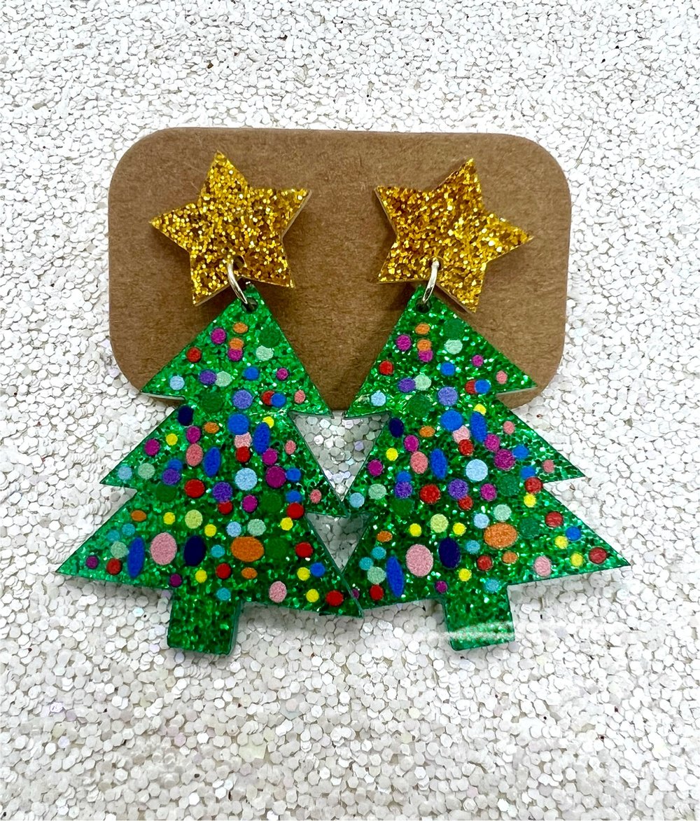 Oh Christmas 🎄 Tree earrings 