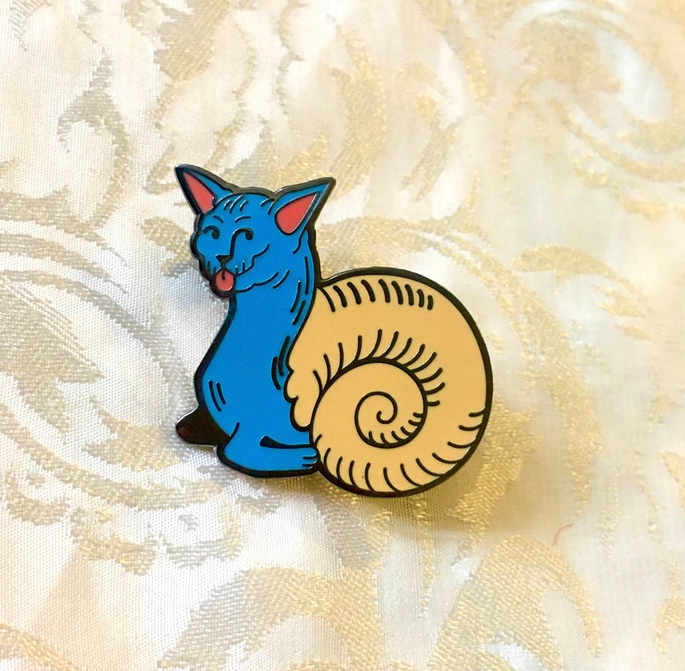 Snail cat enamel pin