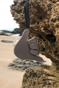 Image 1 of Pendant – Hangloose (brown)
