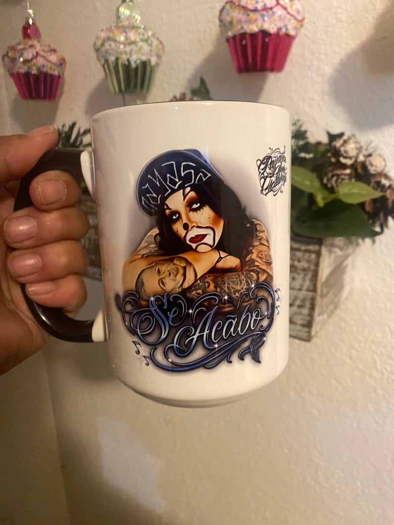 Image of Se Acabo 15oz mug