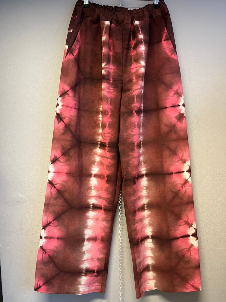 Image of Bukser i lyserød og brun batik (s-xl)