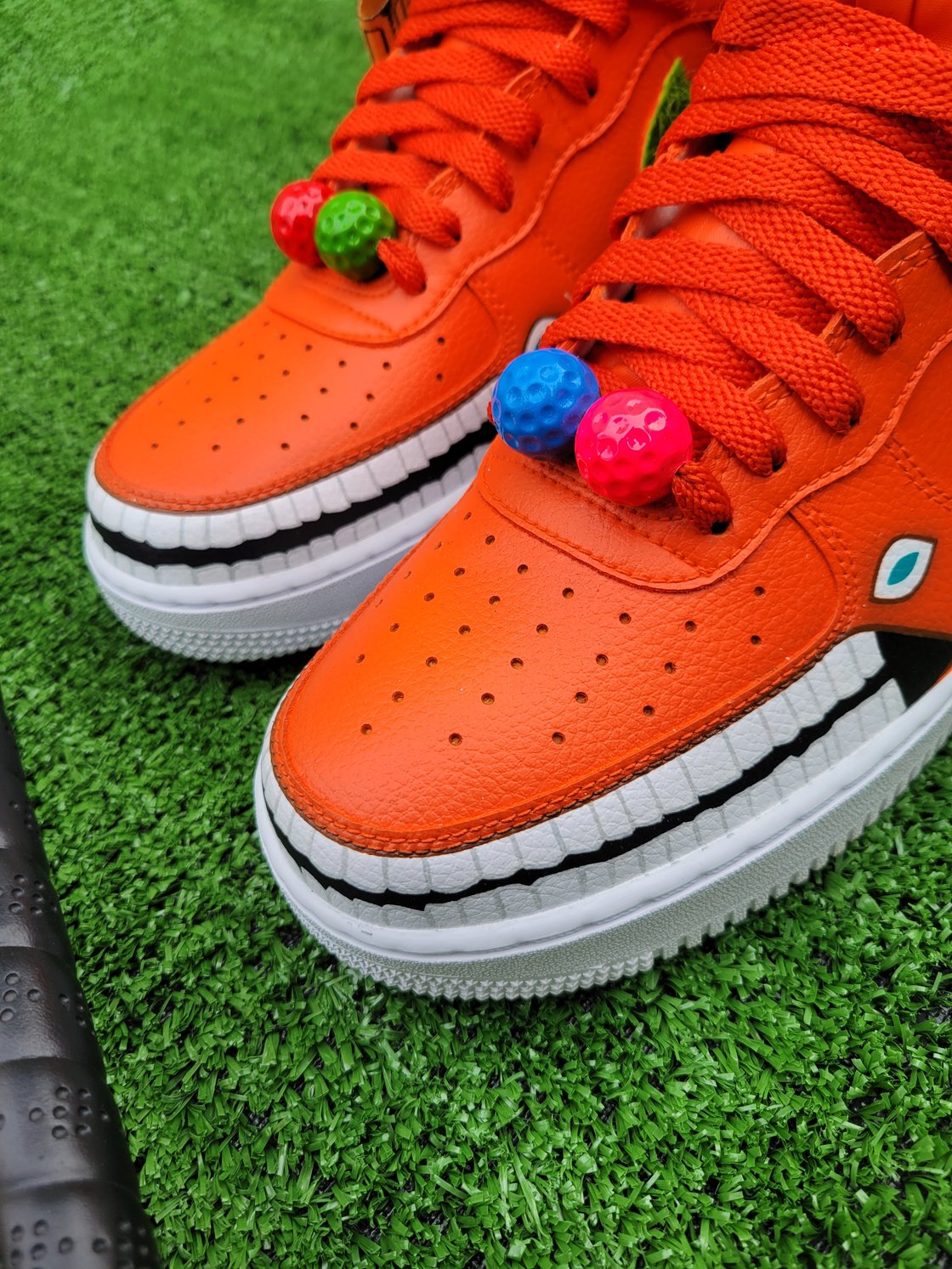 Image of Orange Dinosaur Air Force one