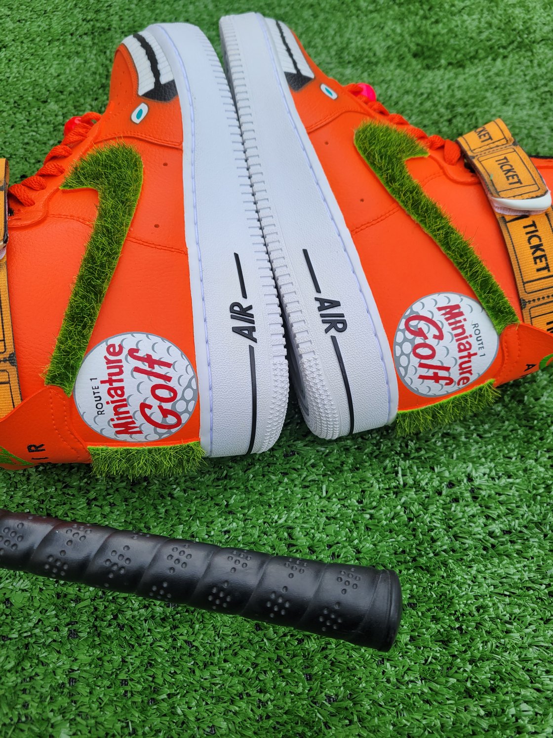 Image of Orange Dinosaur Air Force one