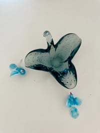 Controlled Bubble Leaf Shaped Bowl 