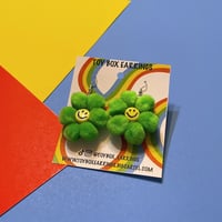 Image 1 of Smiley Daisies (Cool)