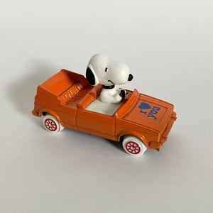 Image of Voiture Snoopy orange - stock neuf