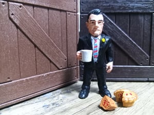 FBI Agent Dale Cooper - Twin Peaks inspired minifigure. Includes pie.  