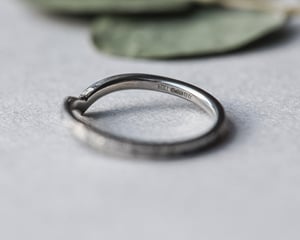Image of Platinum 1.5mm Willow Leaf engraved wishbone ring