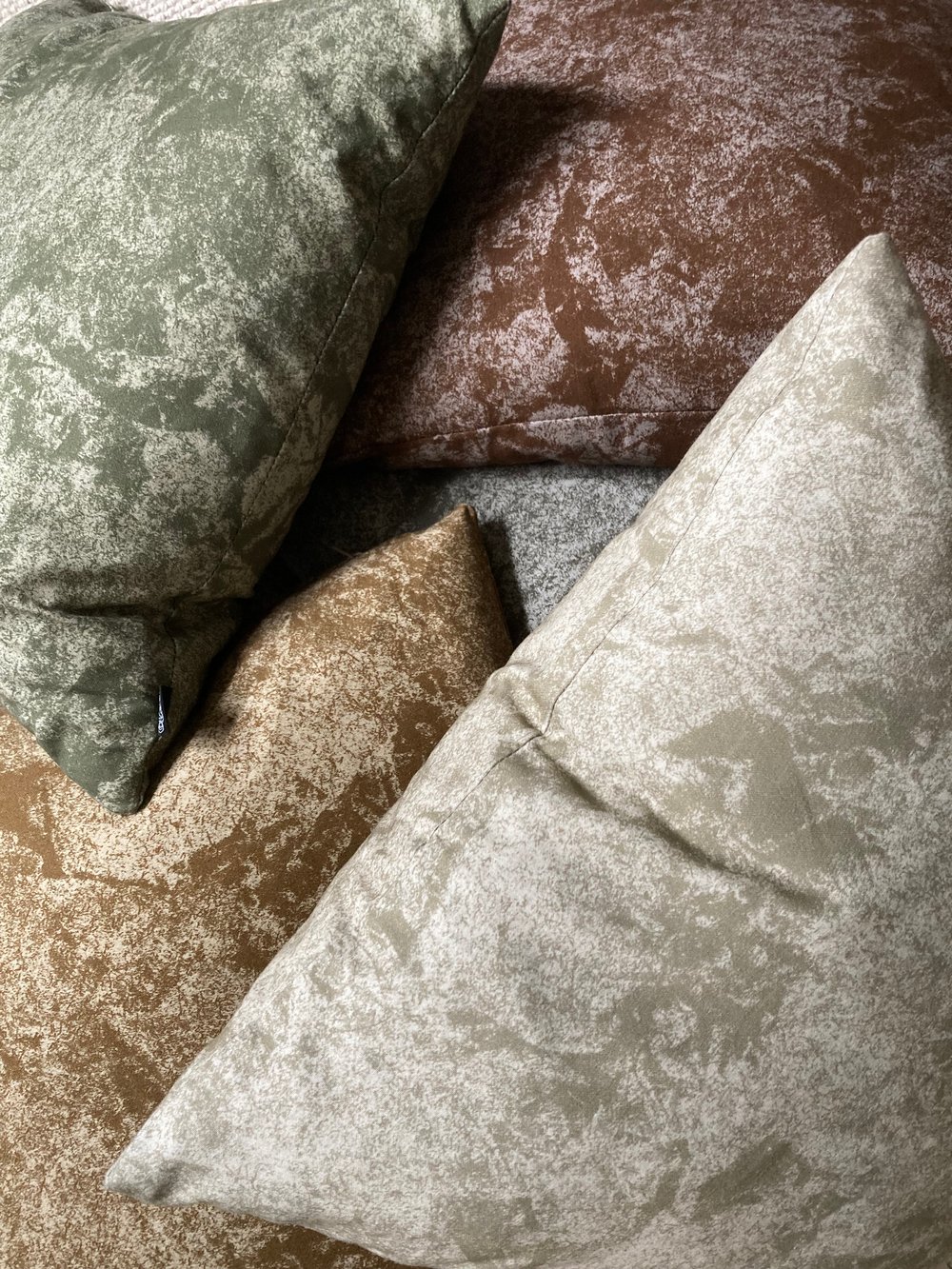Image of Rubble cushion, Sand 