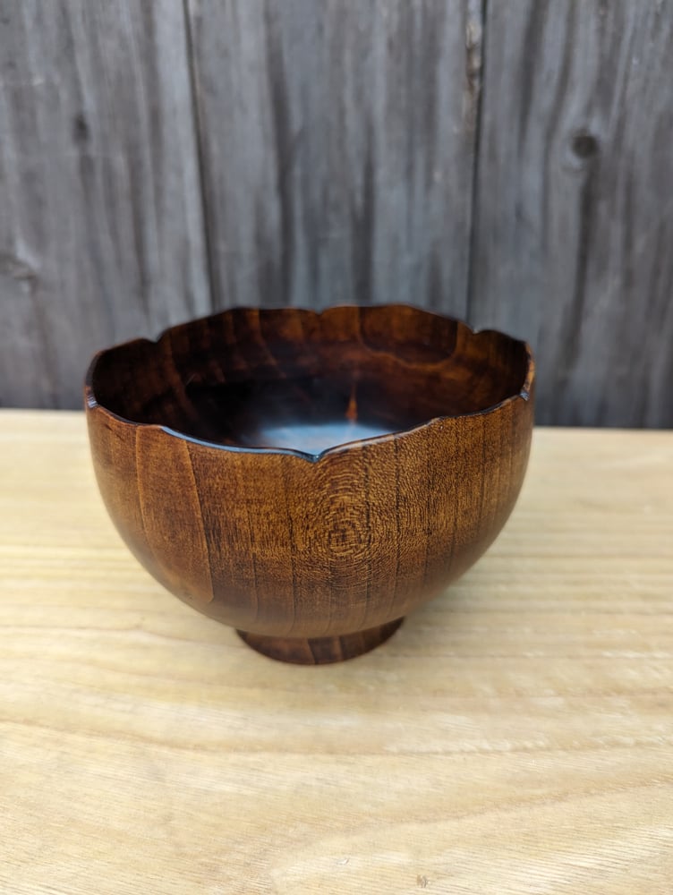 Image of Cherry lacquered Tulip bowl 