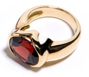 Image of Garnet Ring