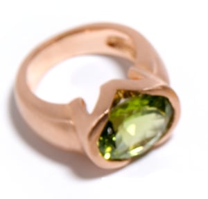 Image of Peridot Pink Gold Ring