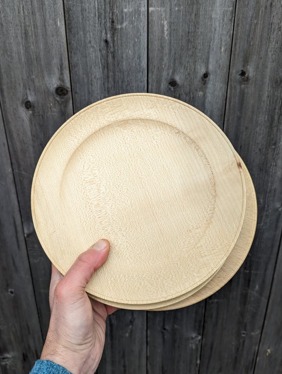 Image of Dinner plate 