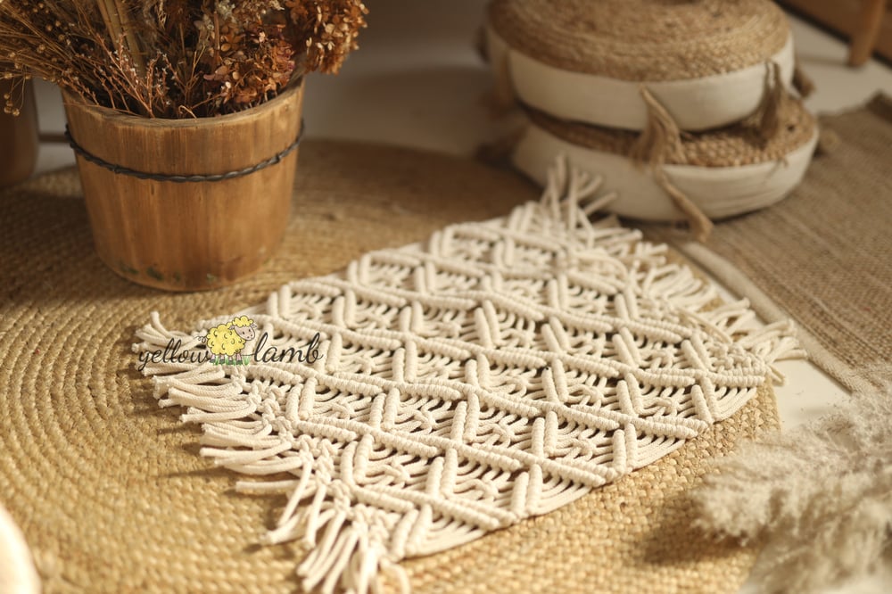 Image of « macrame blanket in cream color - ready to ship »