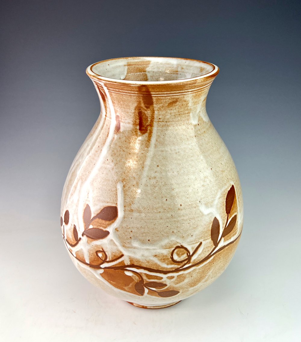 Image of Large vase, (WBSM)