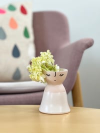 Image of Little Marshmallow 2 – ceramic vase peep