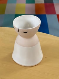 Image of Little Marshmallow 2 – ceramic vase peep