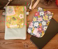 Image 1 of Pochette pour téléphone avec 2 rabats interchangeables et bandoulière