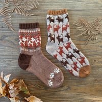 Image 1 of Lot de 2 patrons de chaussettes : Sweet doggie friend socks et I woof you socks