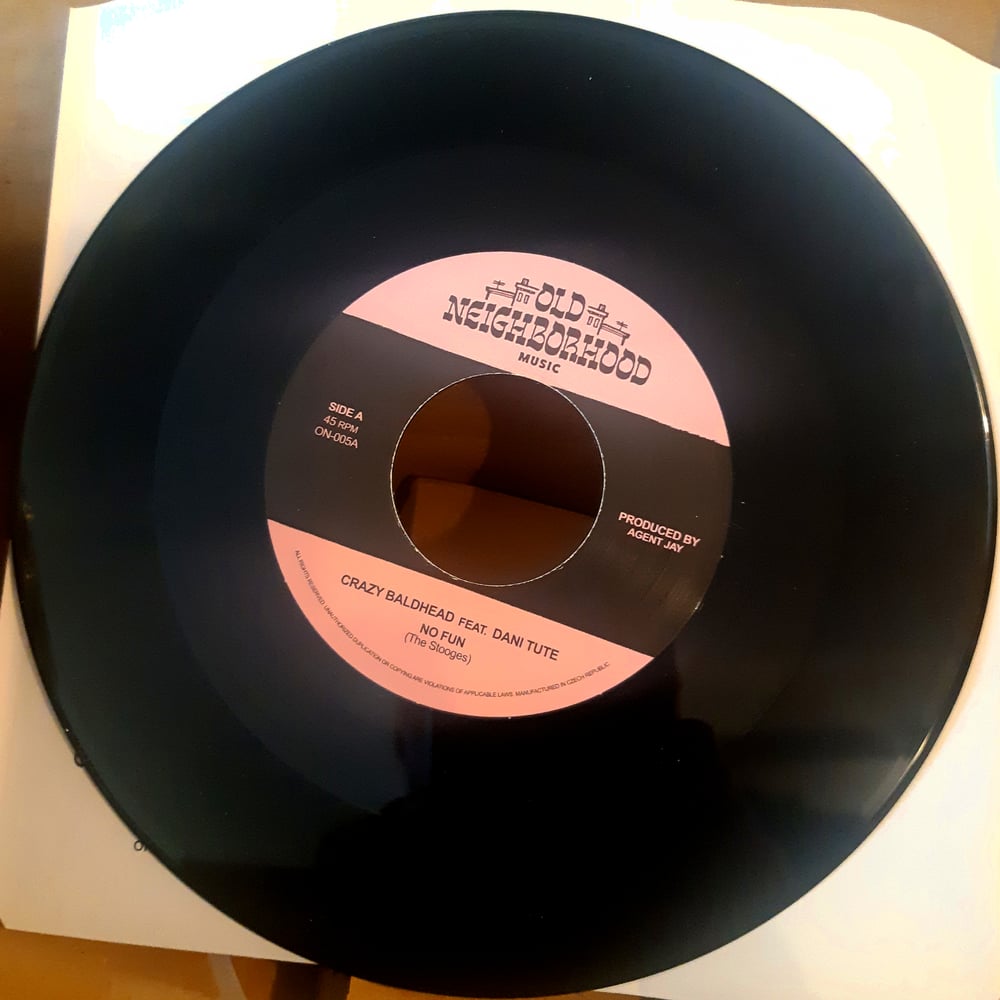 ***SOLD OUT!*** NO FUN B/W LOVE ON LOOP 40 GRAM 7"