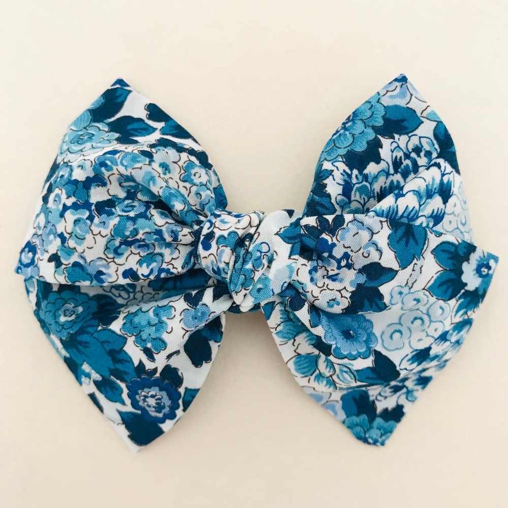 Image of Barrette Lyberty bleu