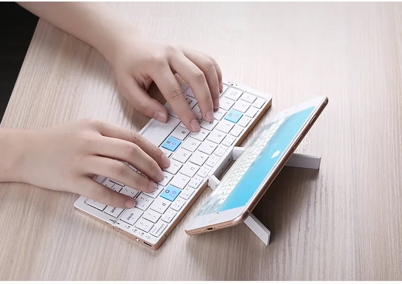 Bluetooth Keyboard With Stand Rechargeable for Phones And Tablets