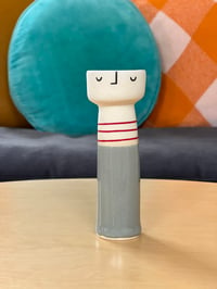 Image of Middle Berry Peep Light – ceramic tea light holder