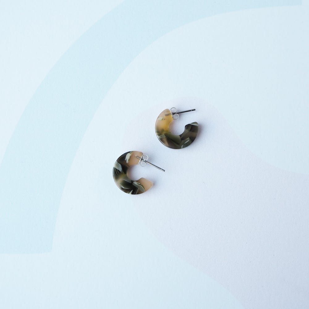Image of *NEW* Laurel Super Mini Hoop Earrings