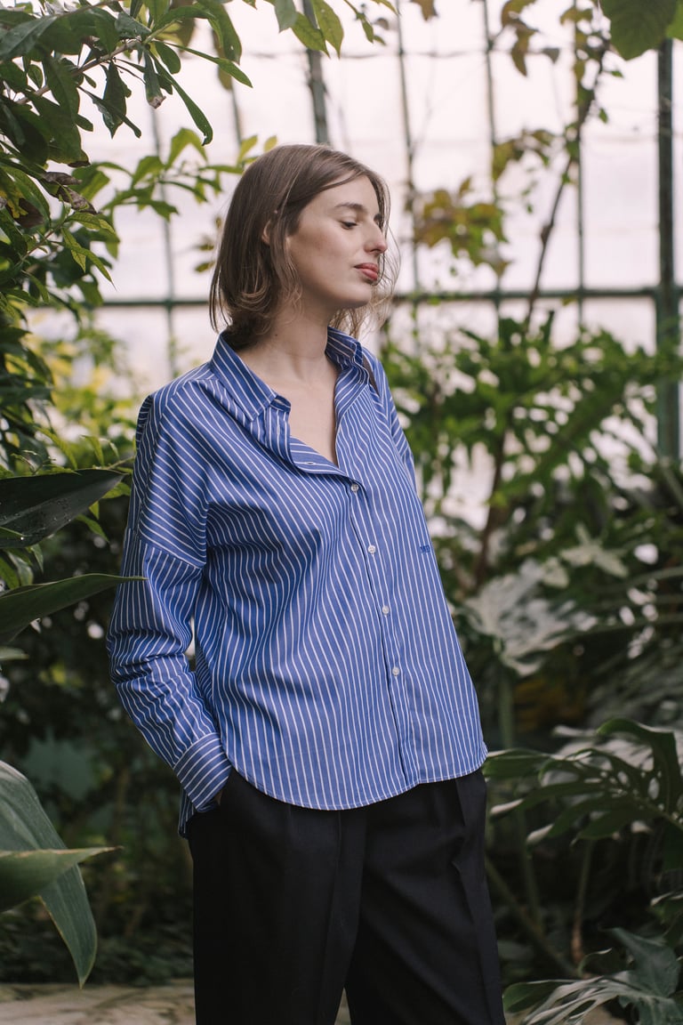 LA CHEMISE RAYURES BLEUES Image 3