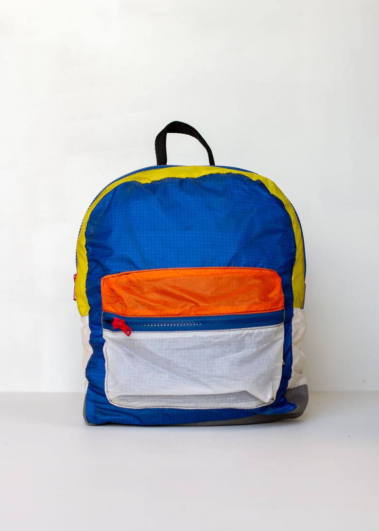 Image of Kids Parachute Backpack — Caeté